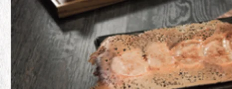 主人公餃子。こんがり焼かれた手作り焼き餃子。